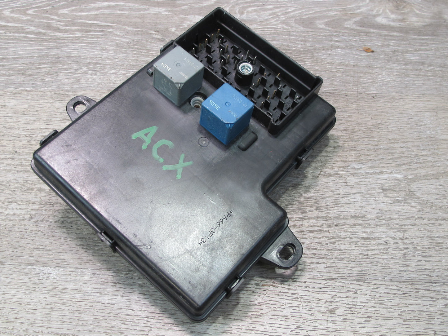 2006 Cadillac XLR BCM BCU Body Cabin Control Module Unit Fuse Box 15850986