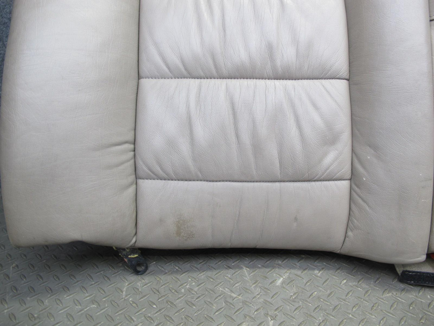 92-95 BMW E34 5-SERIES Sedan Rear Seat Upper Cushion Leather Parchment OEM