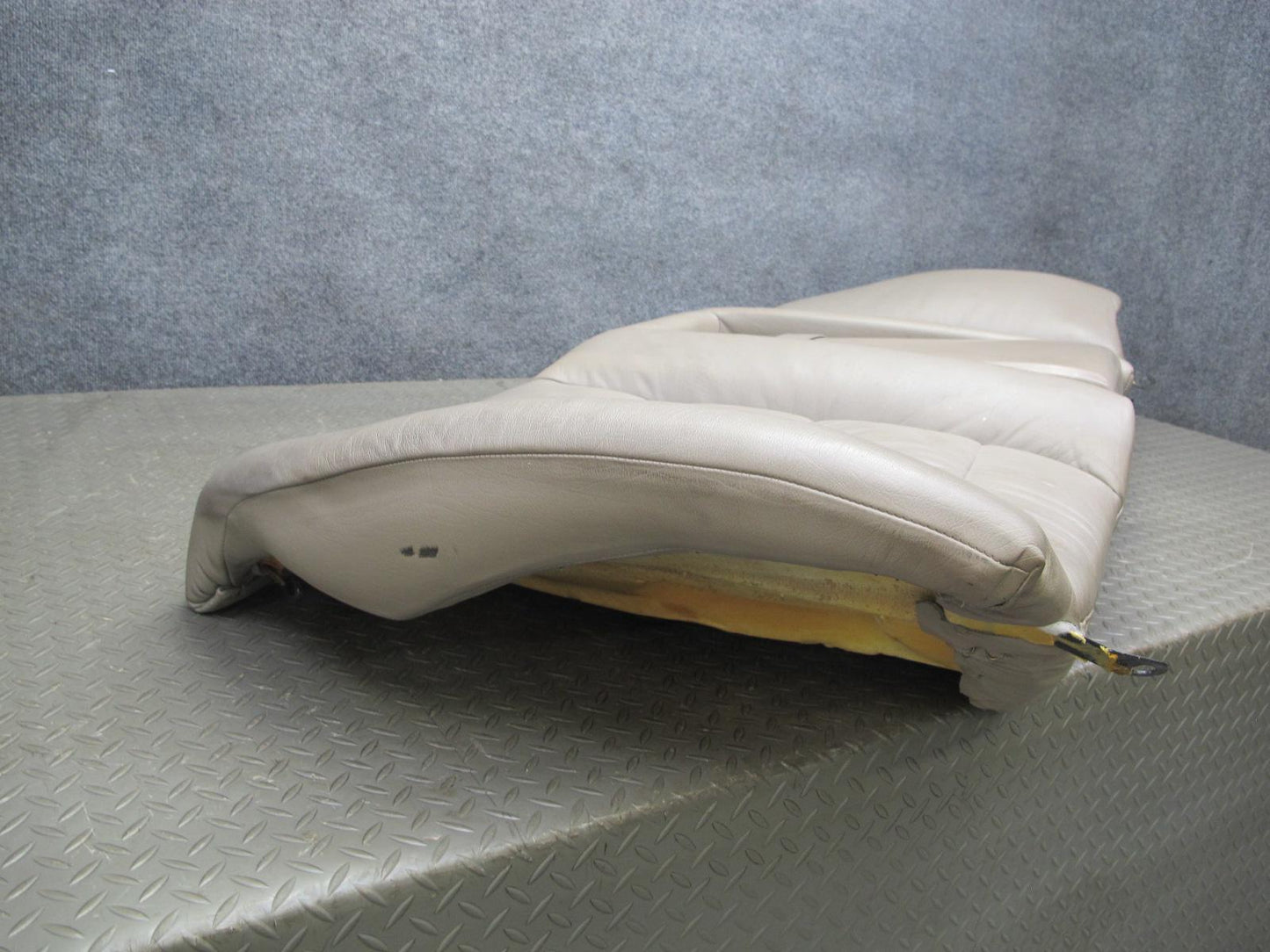 92-95 BMW E34 5-SERIES Sedan Rear Seat Upper Cushion Leather Parchment OEM