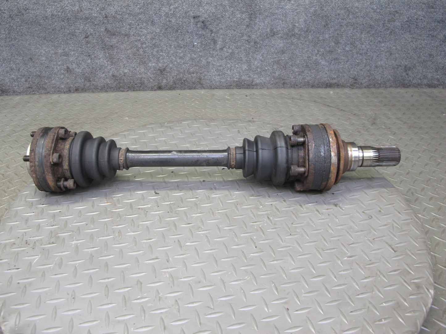94-95 BMW E34 540i A/T Rear Right Axle Shaft OEM