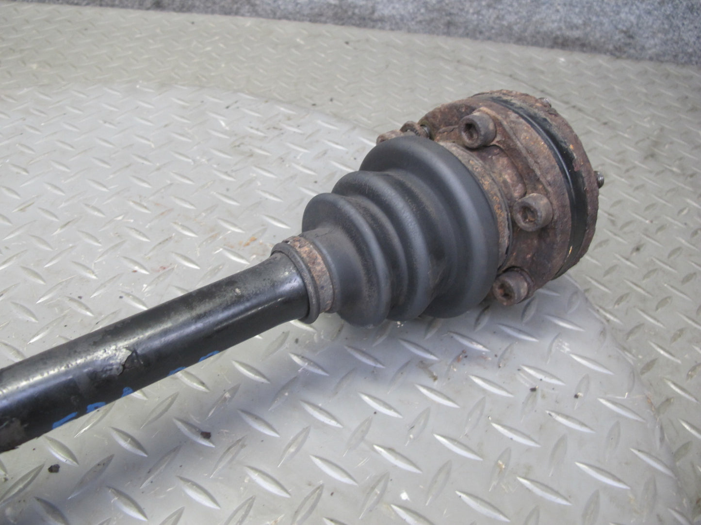 94-95 BMW E34 540i A/T Rear Right Axle Shaft OEM