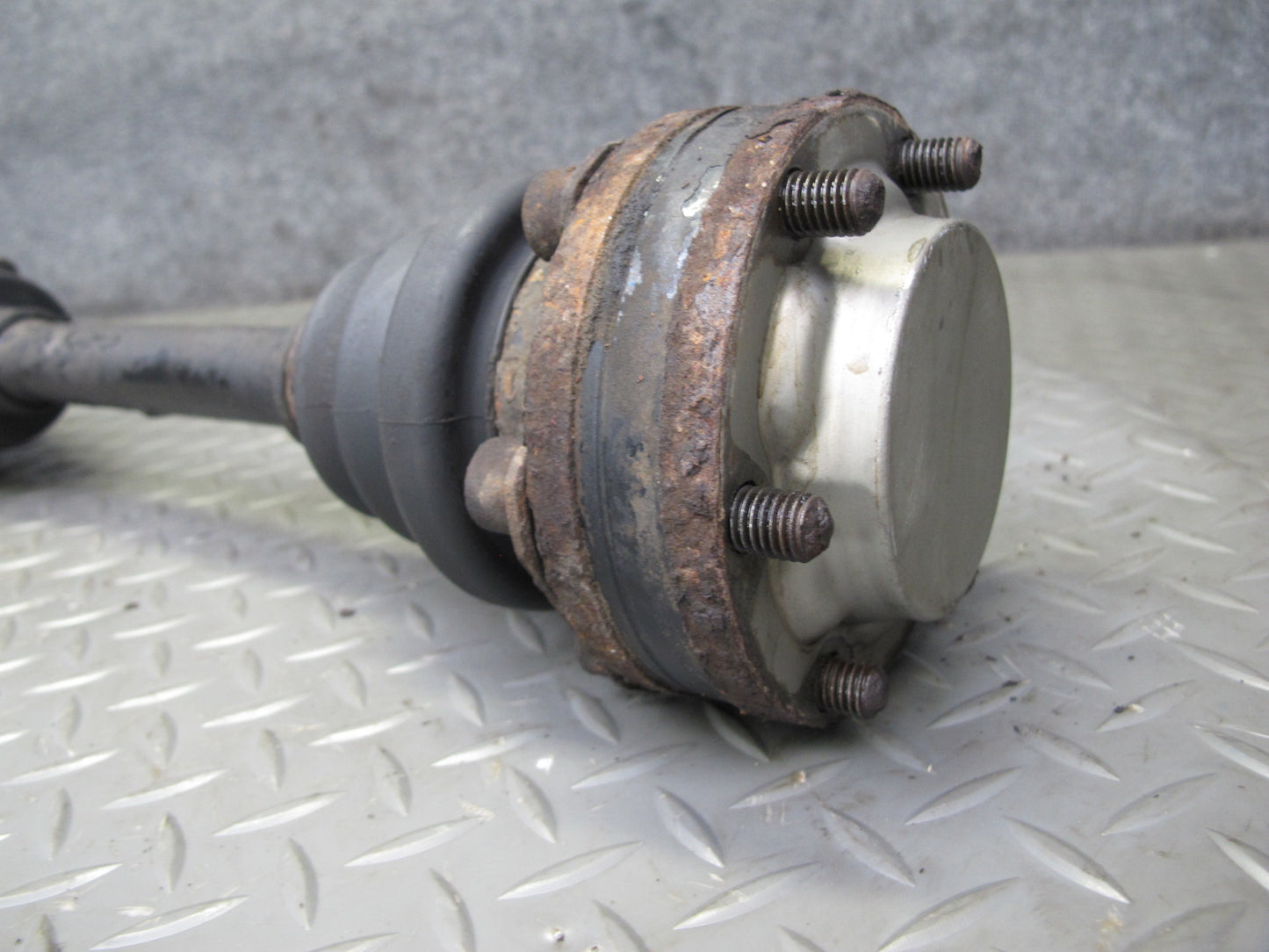 94-95 BMW E34 540i A/T Rear Right Axle Shaft OEM