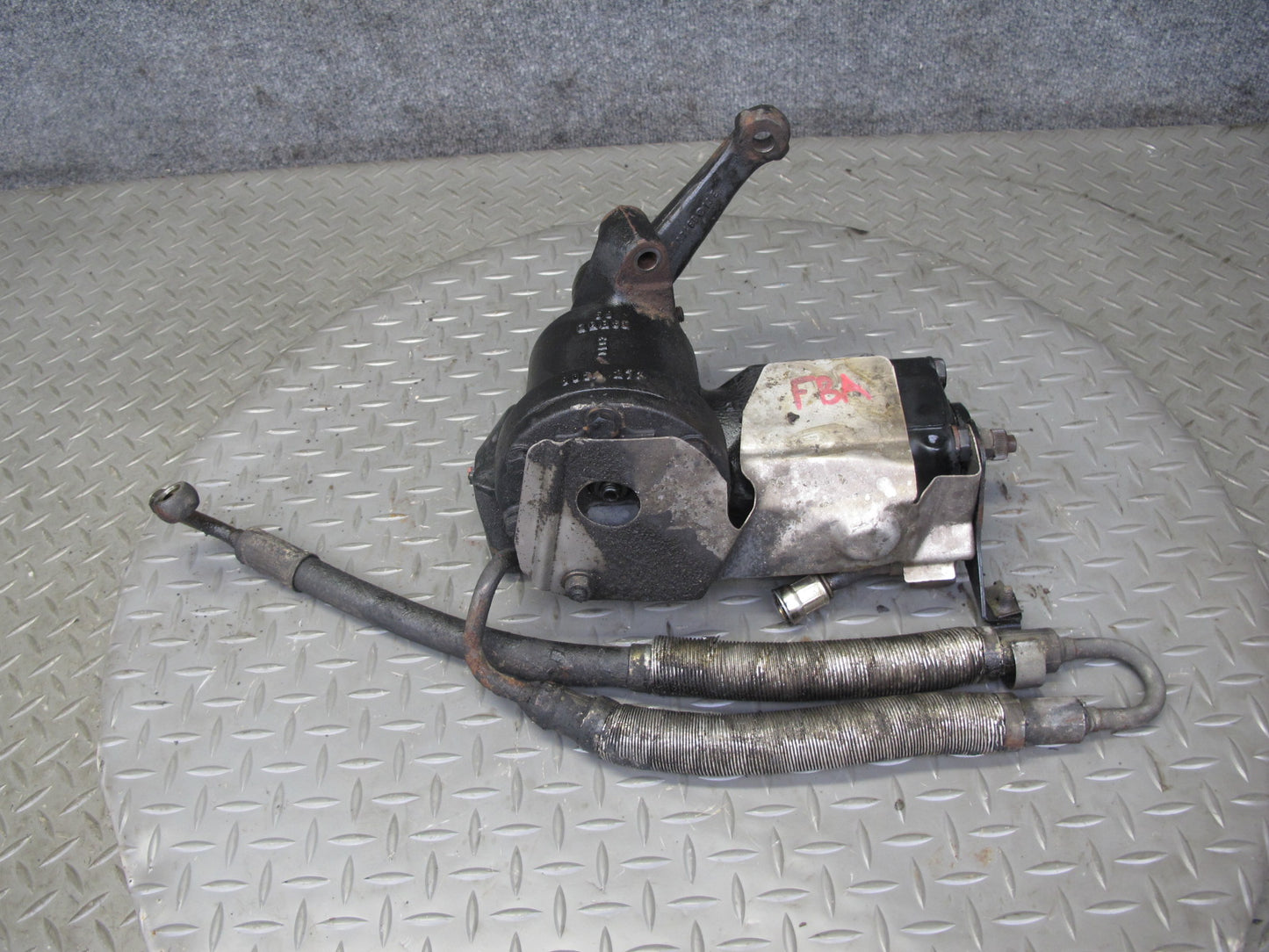 94-95 BMW E34 540i Power Steering Gear Box w Hose Assembly OEM
