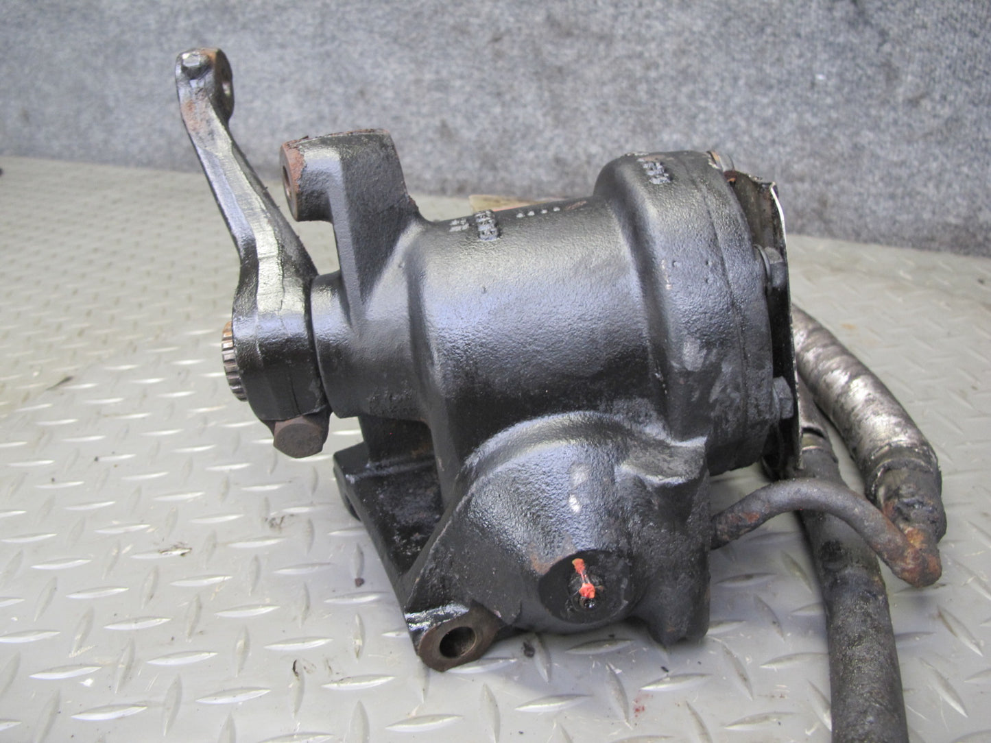 94-95 BMW E34 540i Power Steering Gear Box w Hose Assembly OEM