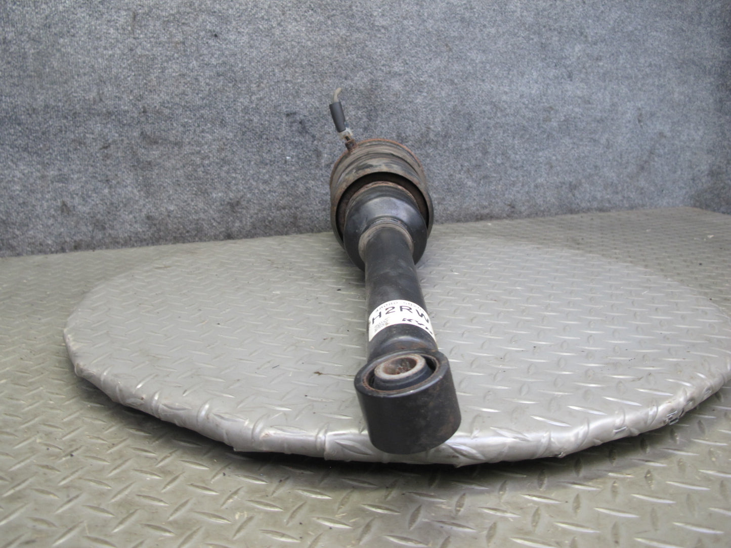 08-09 Lexus UVF46 LS600hL AWD Rear Right Air Suspension Shock Strut Absorber OEM