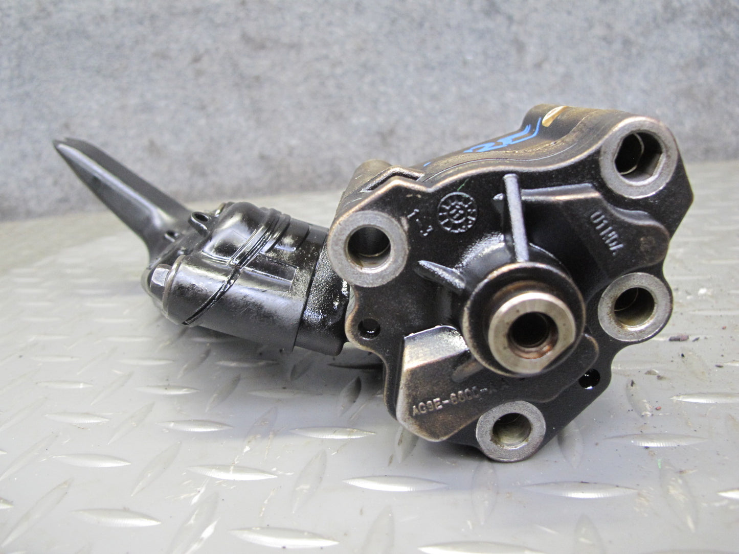 2012-2017 Range Rover Evoque L538 2.0L Engine Motor Oil Pump w Pickup Tube