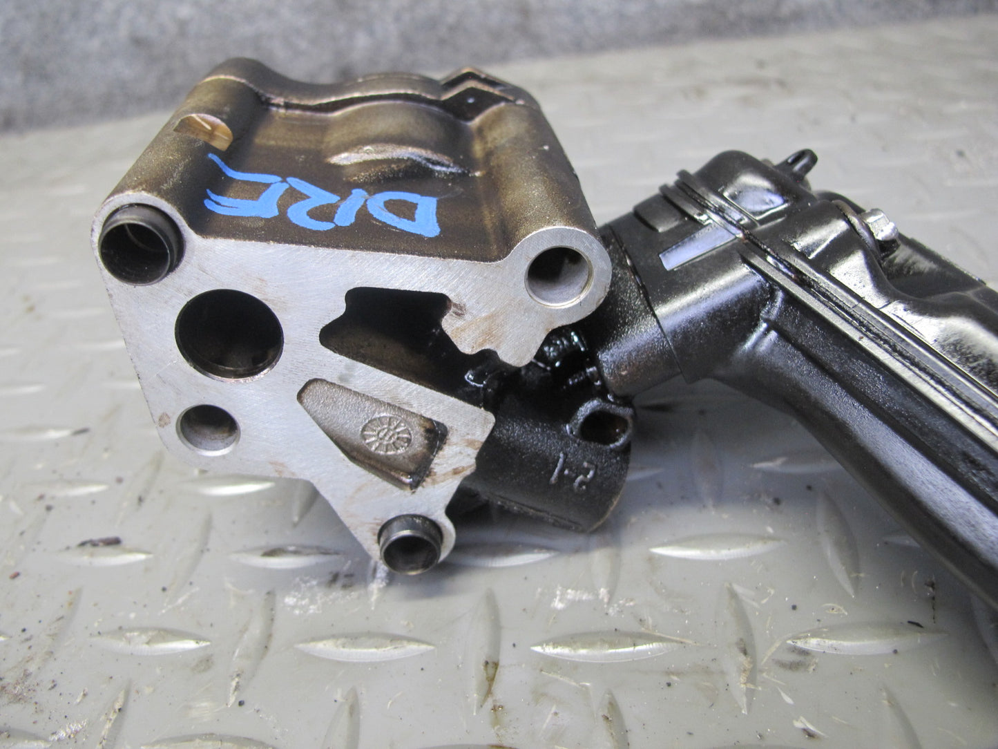 2012-2017 Range Rover Evoque L538 2.0L Engine Motor Oil Pump w Pickup Tube