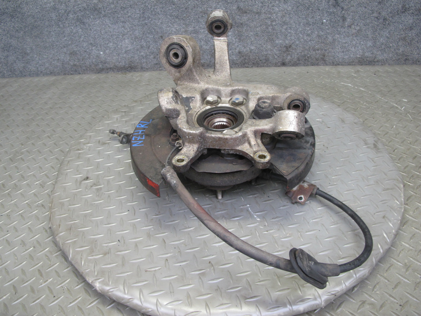 91-96 Nissan Z32 300ZX NON Turbo Rear Left Spindle Knuckle Wheel Hub Bearing OEM