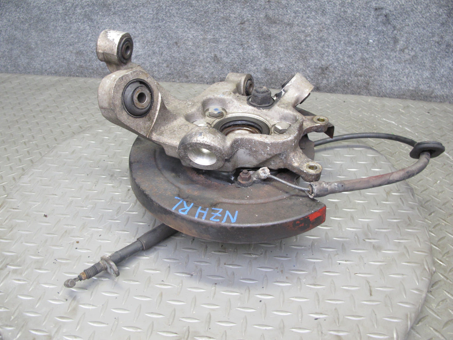 91-96 Nissan Z32 300ZX NON Turbo Rear Left Spindle Knuckle Wheel Hub Bearing OEM