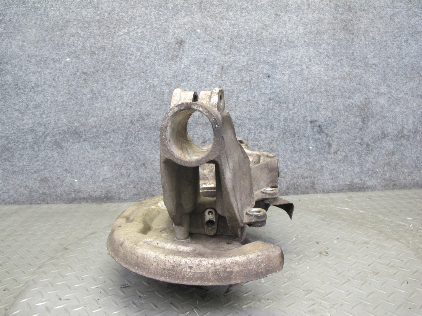 2012-2015 Range Rover Evoque L538 AWD Rear Left Spindle Knuckle Wheel Hub