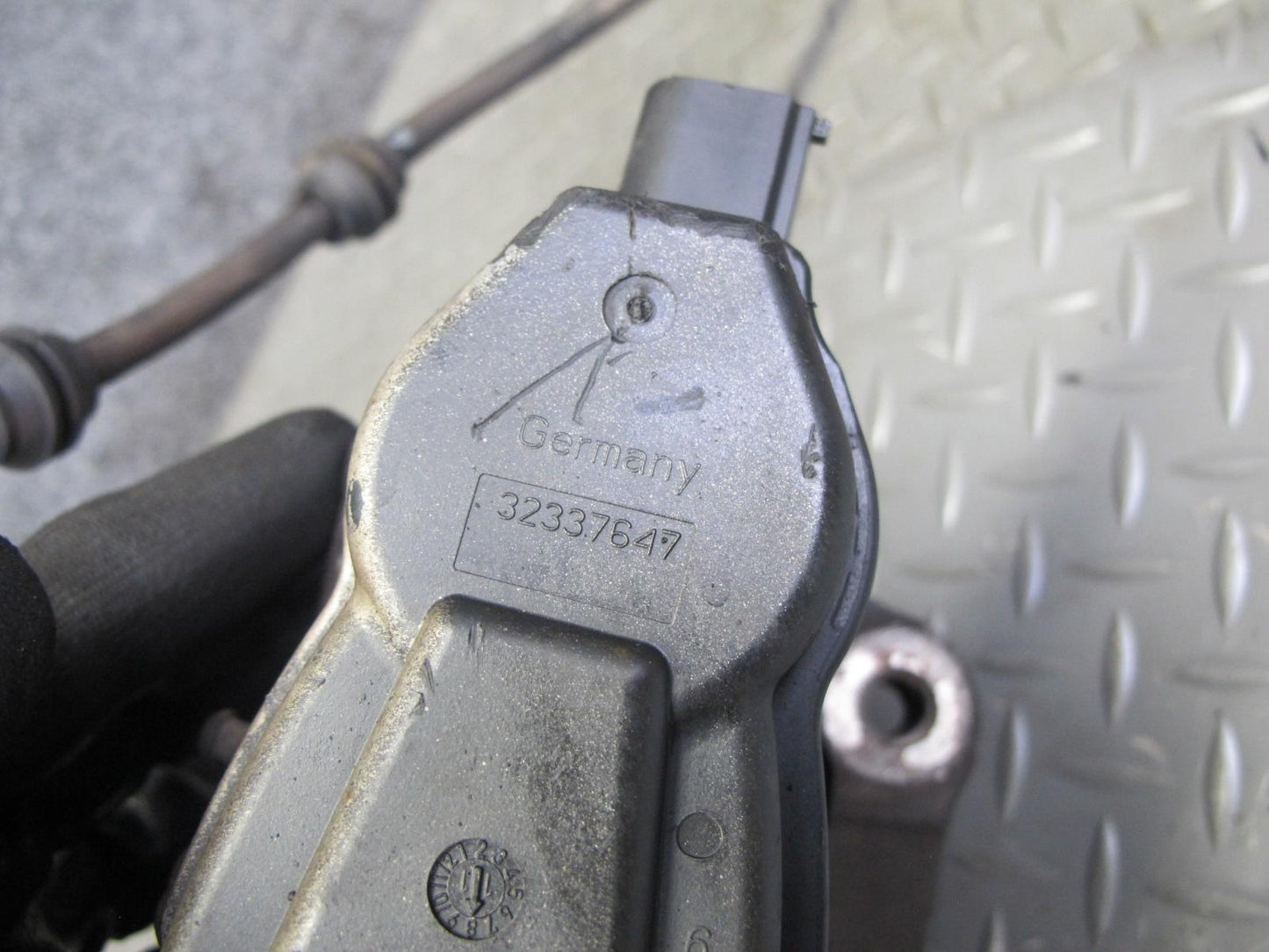 2012-2015 Range Rover Evoque L538 AWD Rear Left Brake Caliper