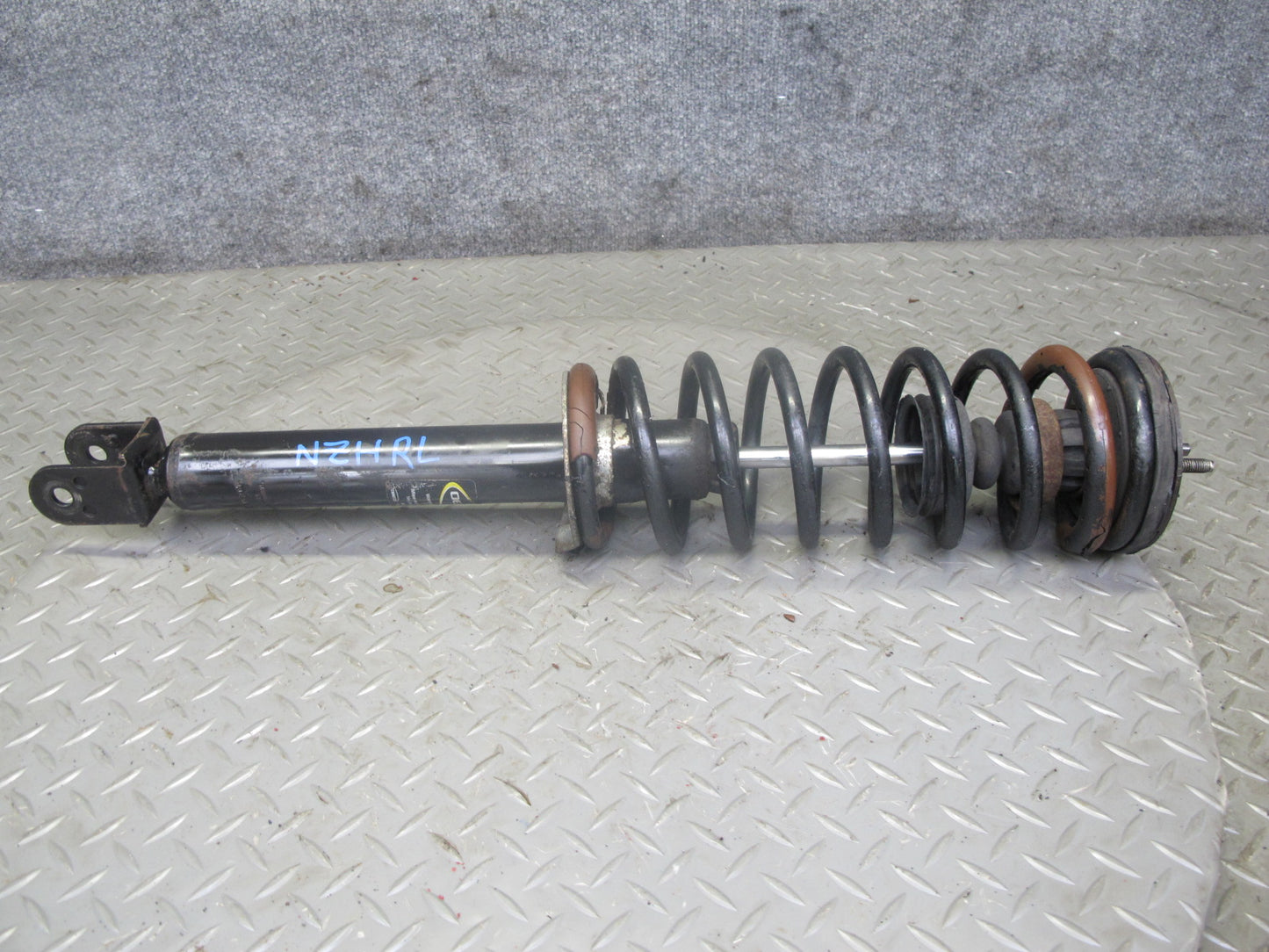 93-96 Nissan Z32 300ZX Conv NA Set of 2 Rear Strut Shock Absorber Monroe 71247