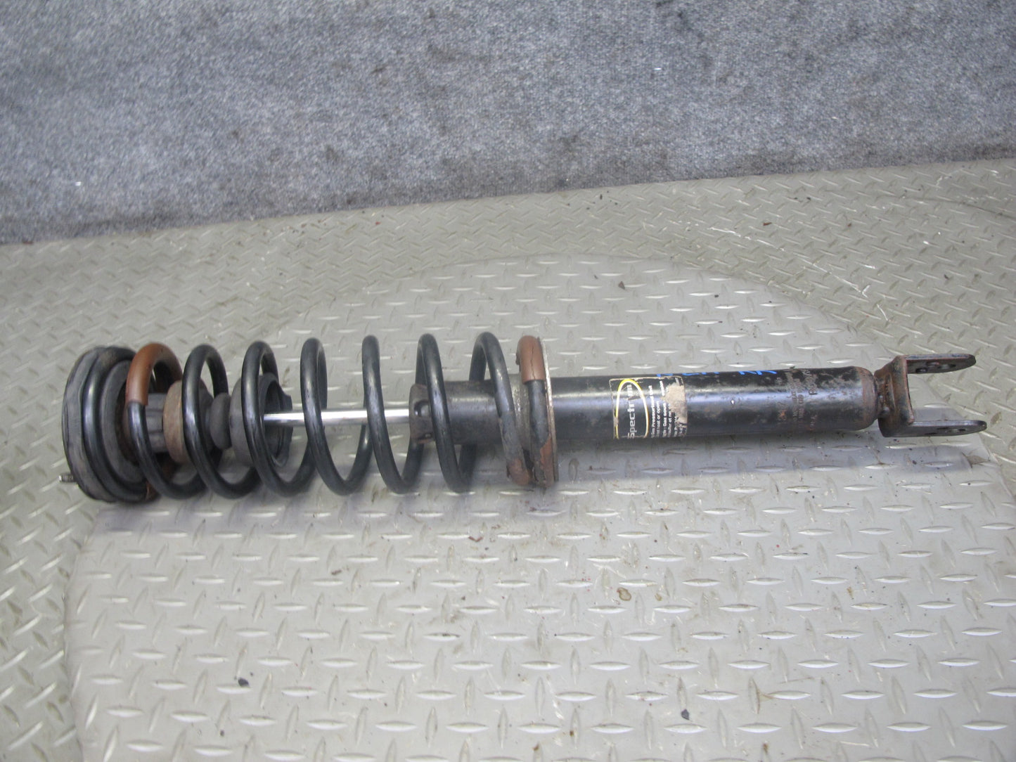93-96 Nissan Z32 300ZX Conv NA Set of 2 Rear Strut Shock Absorber Monroe 71247