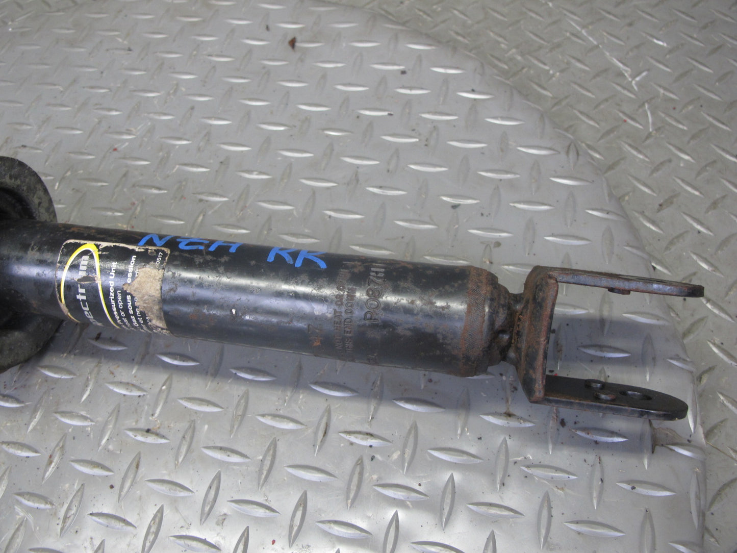 93-96 Nissan Z32 300ZX Conv NA Set of 2 Rear Strut Shock Absorber Monroe 71247