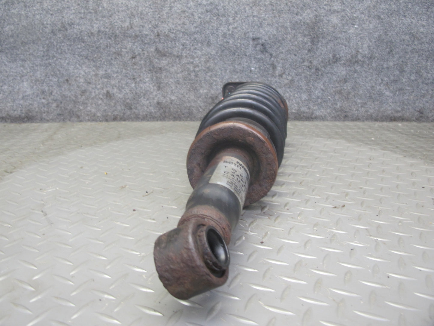 90-96 Nissan Z32 300ZX NON Turbo 2+0 Set of 2 Front Strut Shock Absorber OEM