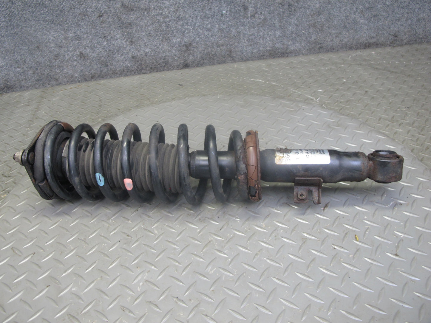 90-96 Nissan Z32 300ZX NON Turbo 2+0 Set of 2 Front Strut Shock Absorber OEM