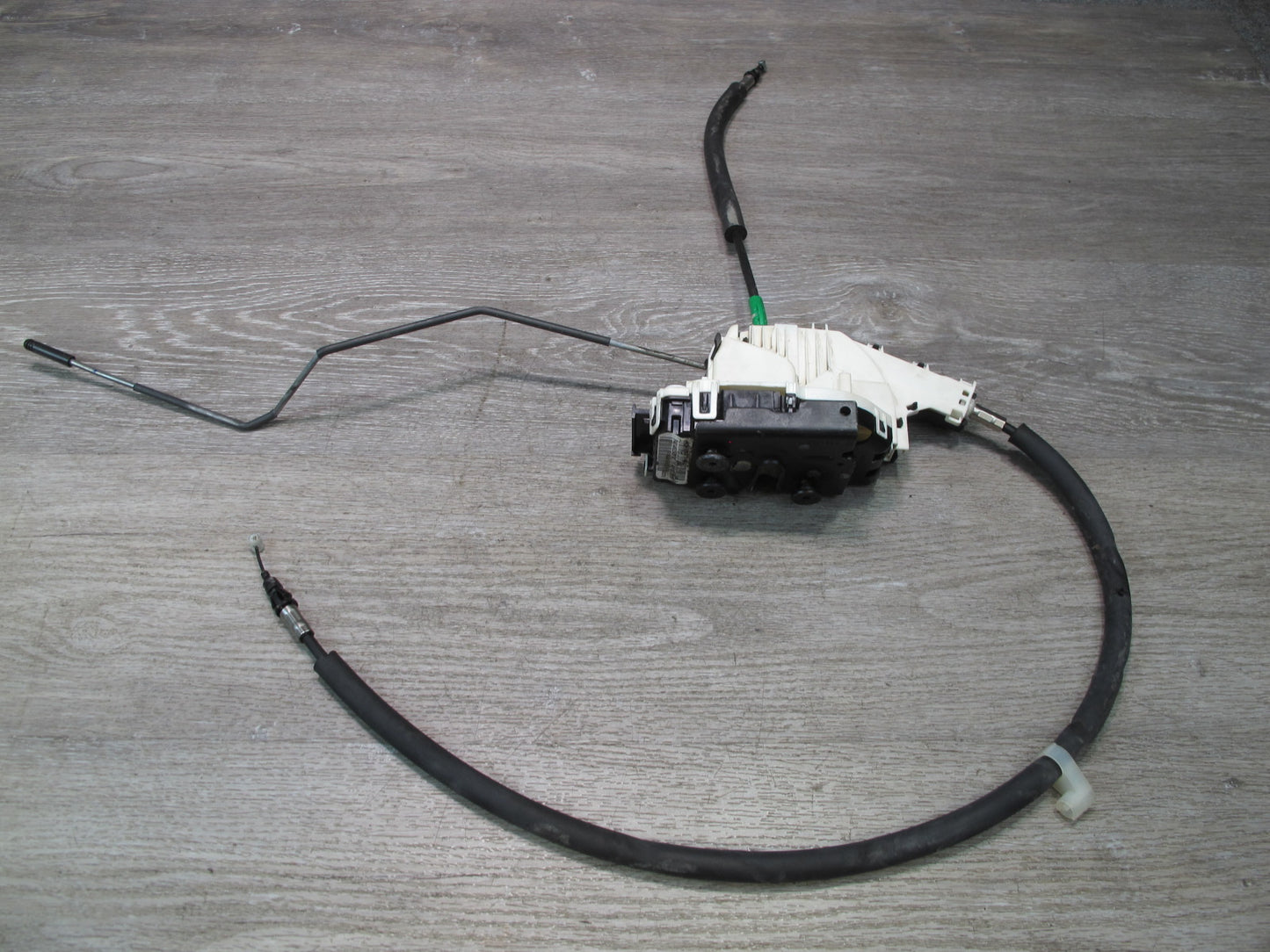 2017-2020 Maserati Levante M161 Rear Right Door Lock Latch Actuator 670101185