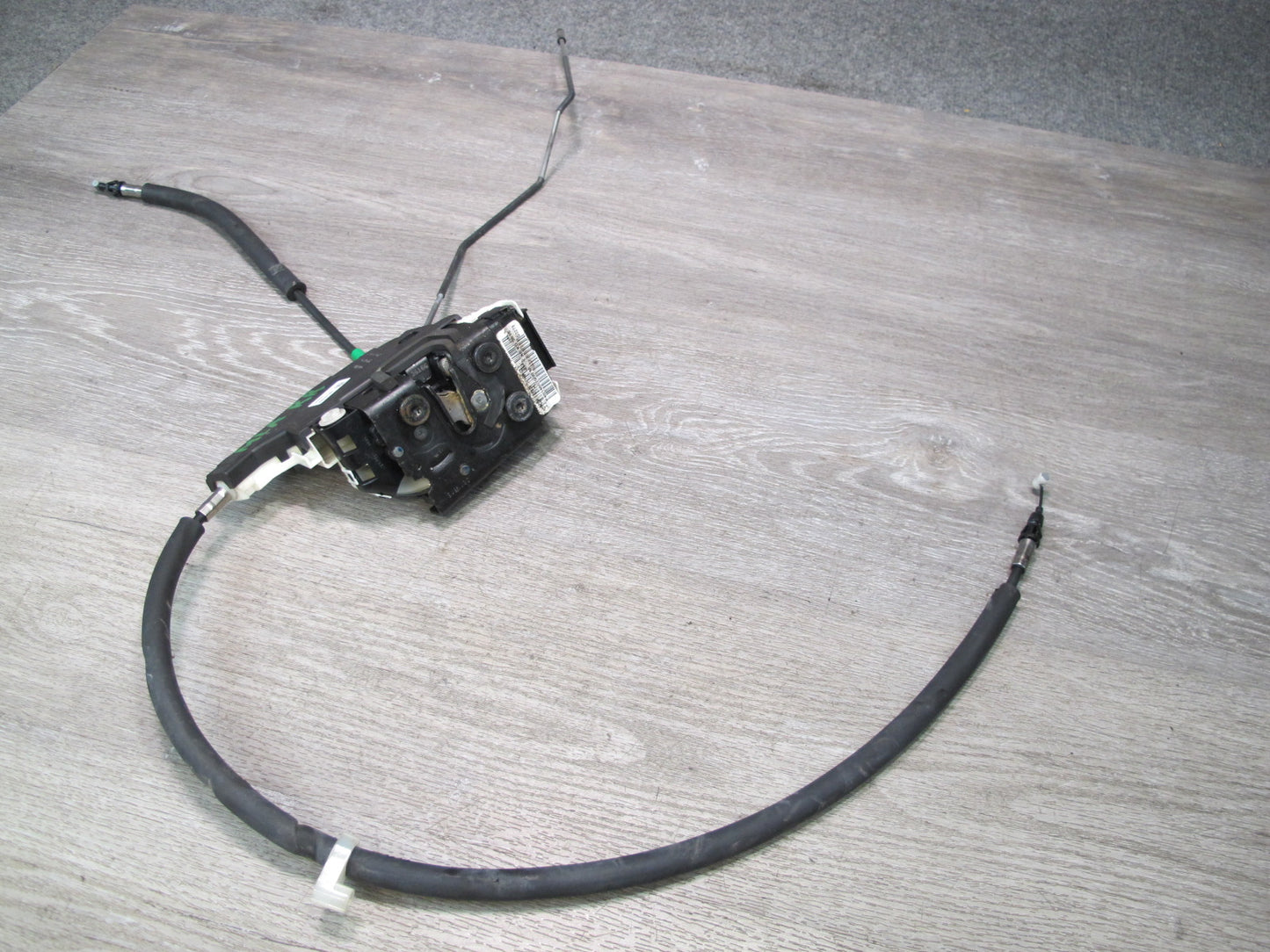 2017-2020 Maserati Levante M161 Rear Right Door Lock Latch Actuator 670101185