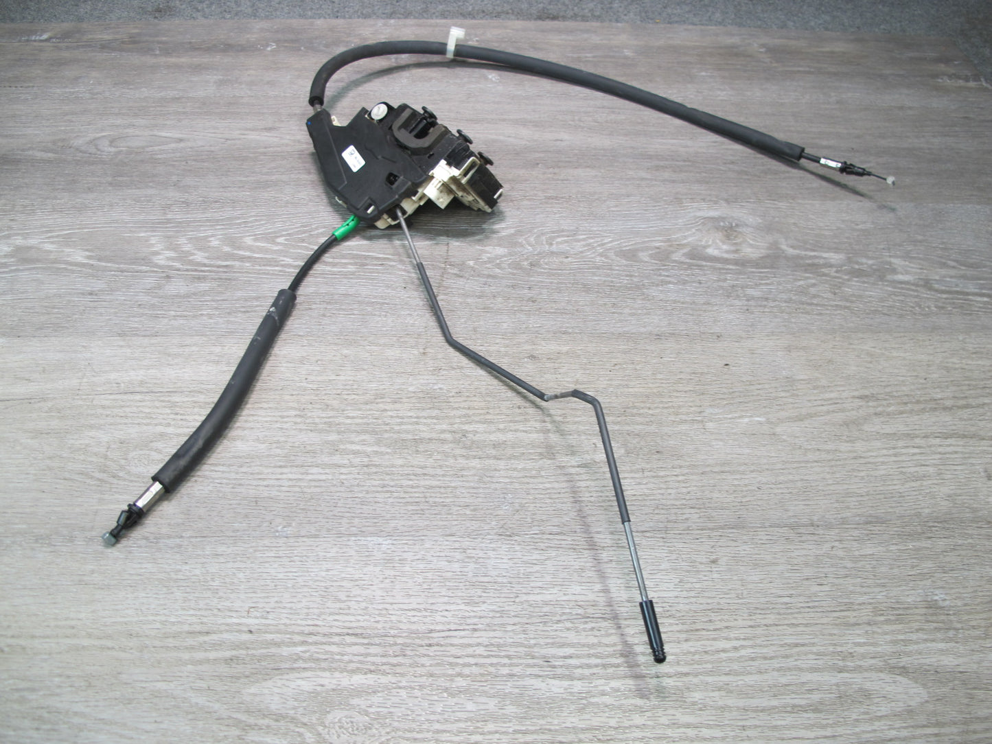 2017-2020 Maserati Levante M161 Rear Left Door Lock Latch Actuator 670101186