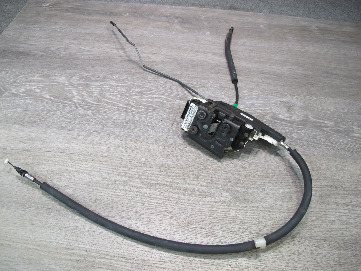 2017-2020 Maserati Levante M161 Rear Left Door Lock Latch Actuator 670101186