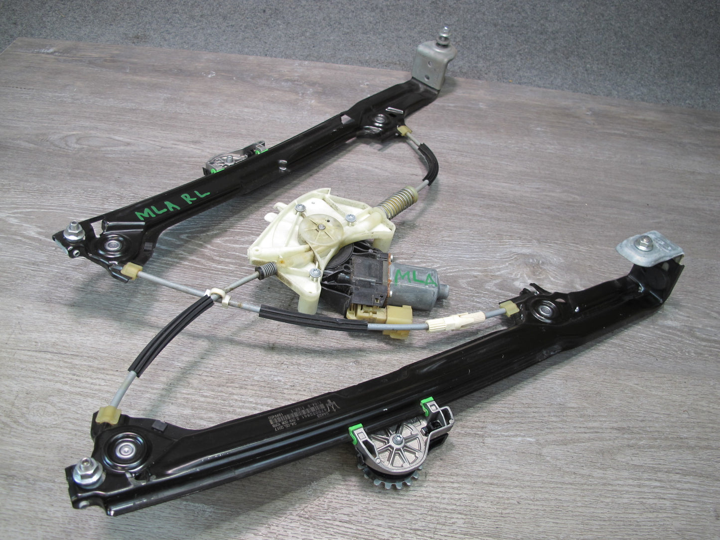 2017-2020 Maserati Levante M161 Rear Left Door Window Regulator w Motor