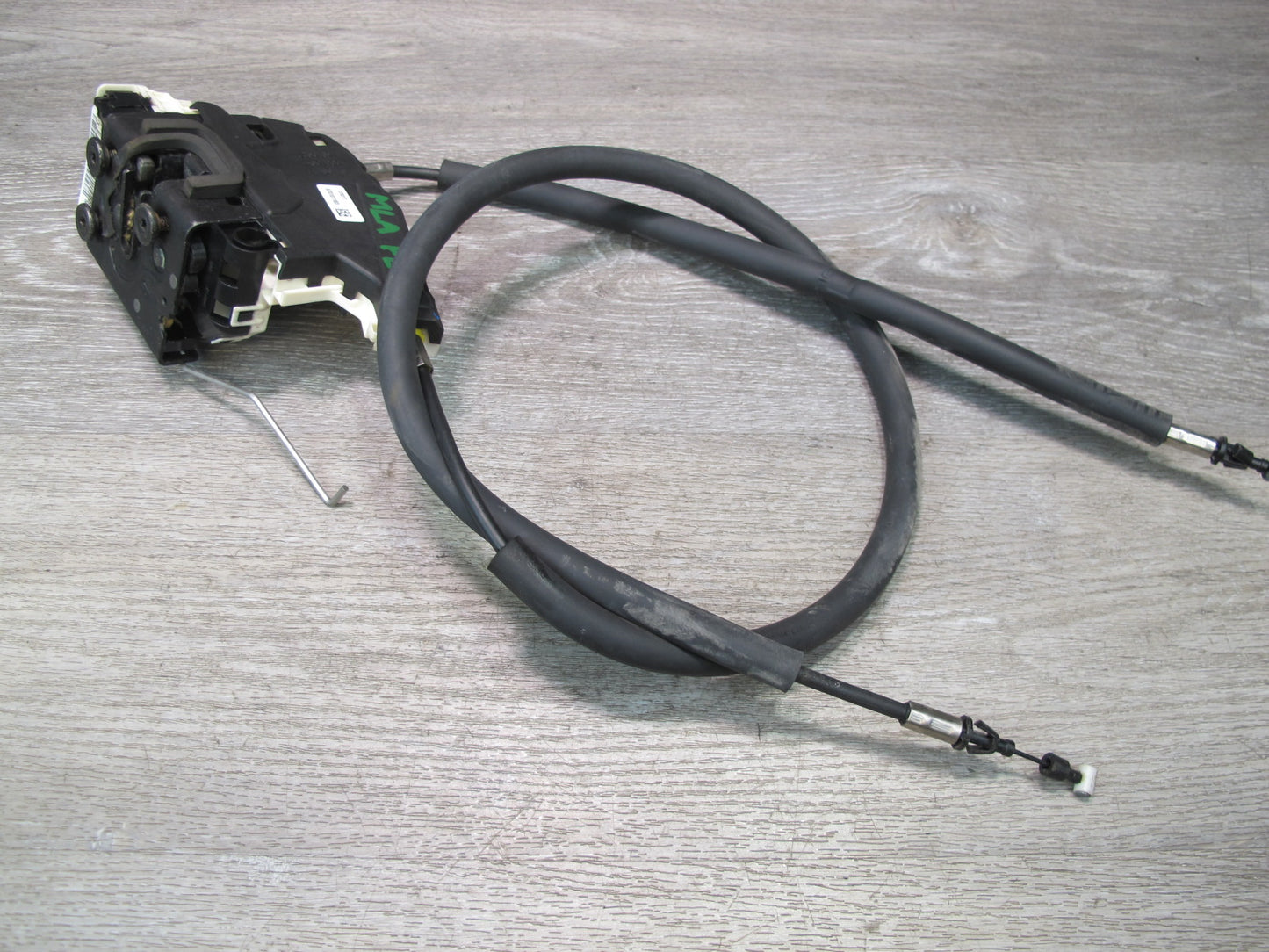 2017-2020 Maserati Levante M161 Front Left Door Lock Latch Actuator 670101183