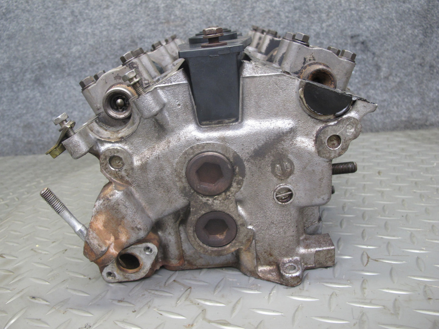 1993 Nissan Z32 300ZX VG30DE M/T Engine Right Cylinder Head w Camshafts 119K OEM