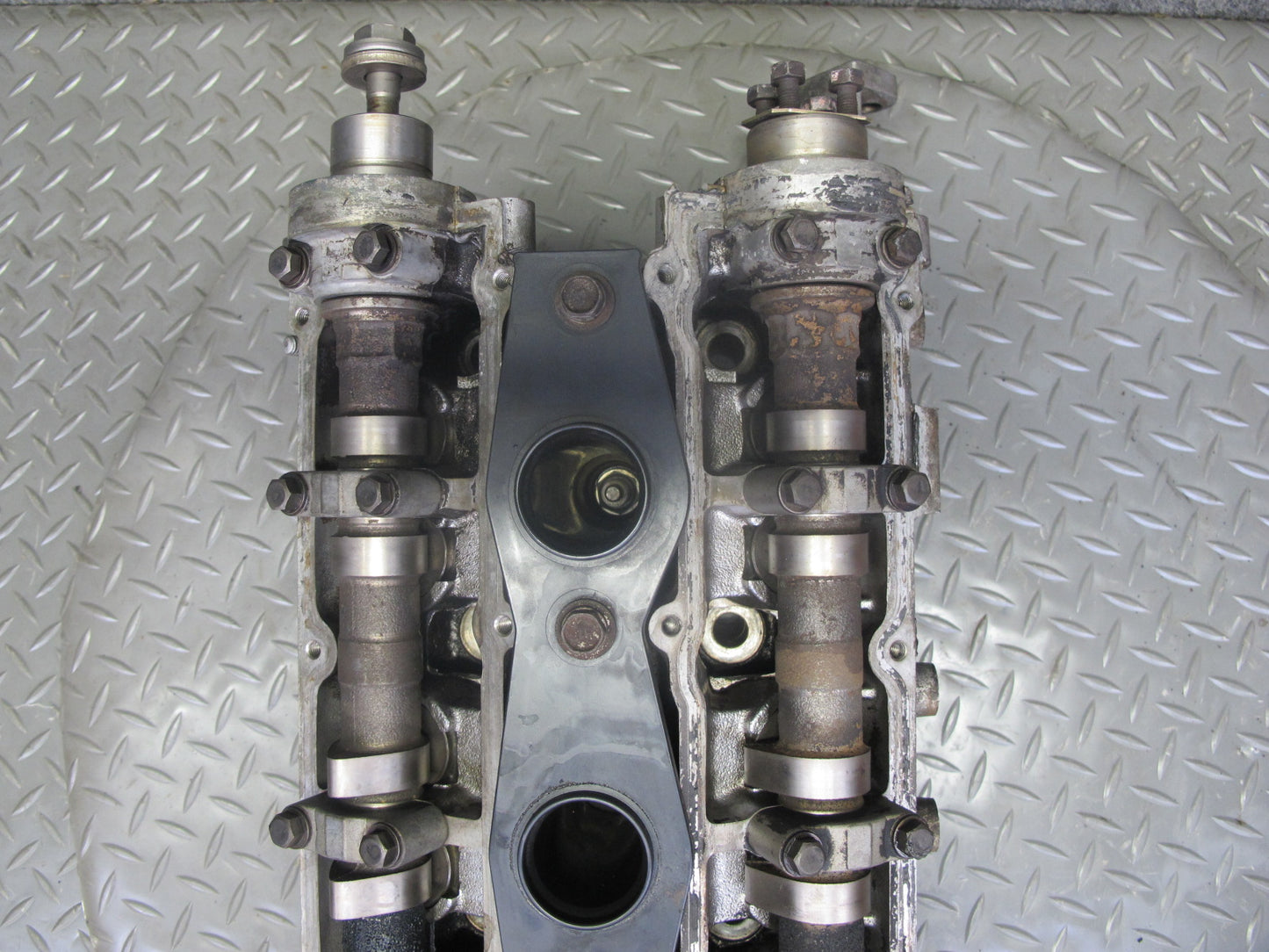 1993 Nissan Z32 300ZX VG30DE M/T Engine Right Cylinder Head w Camshafts 119K OEM