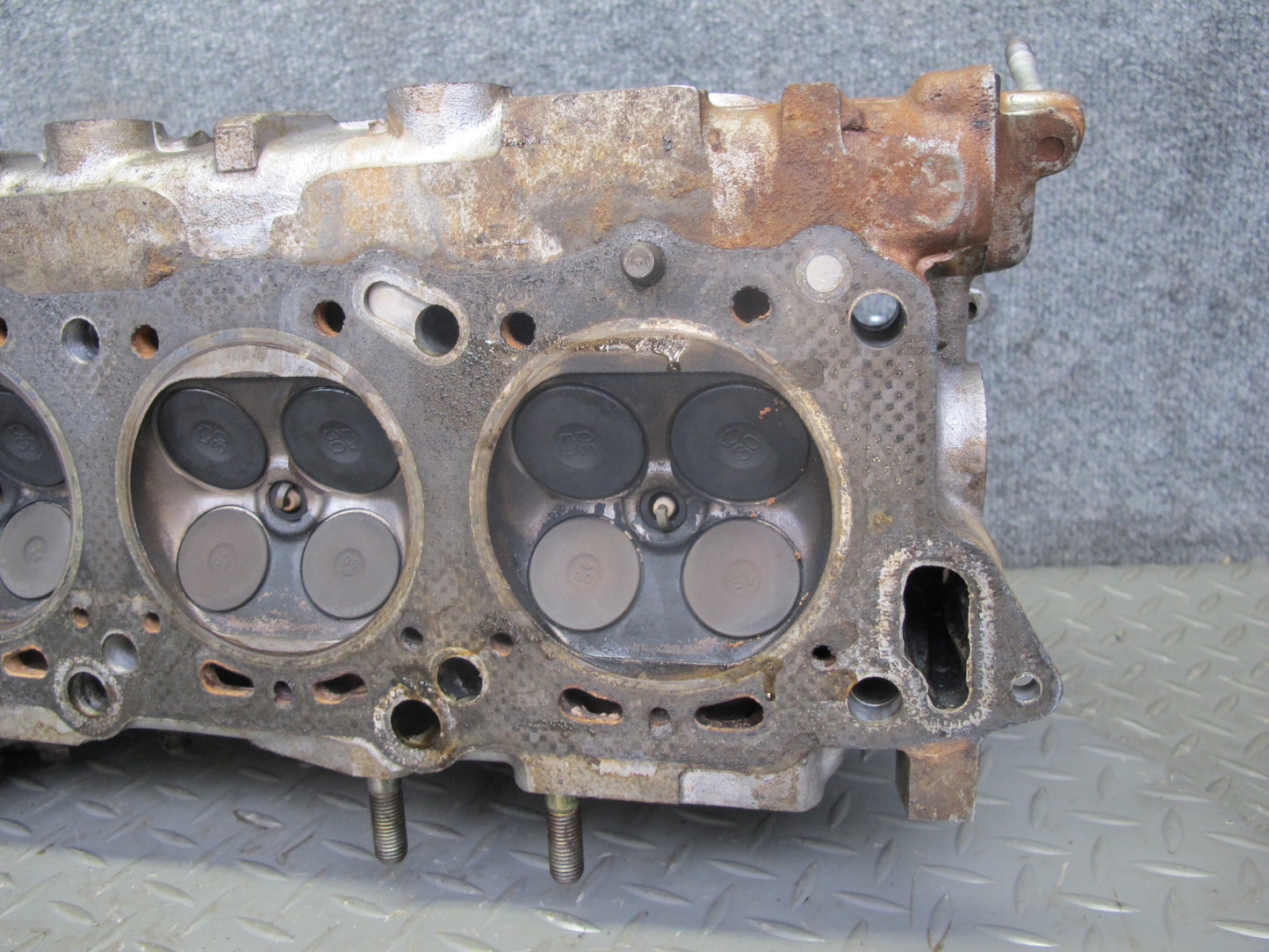 1993 Nissan Z32 300ZX VG30DE M/T Engine Right Cylinder Head w Camshafts 119K OEM