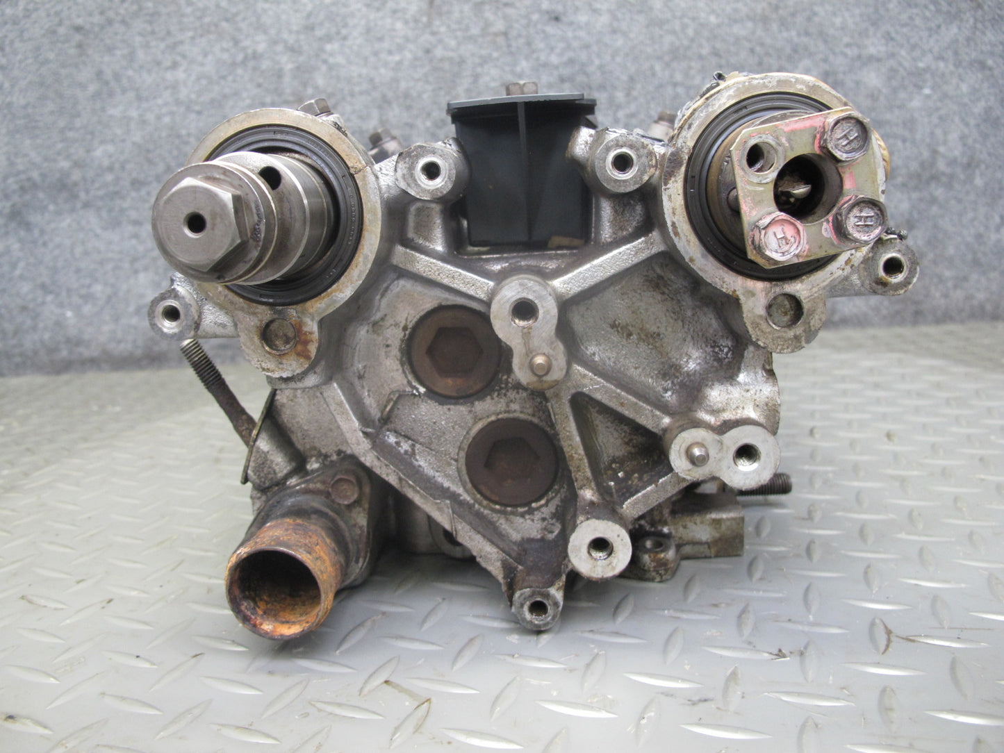 1993 Nissan Z32 300ZX VG30DE M/T Engine Left Cylinder Head w Camshafts 119K OEM