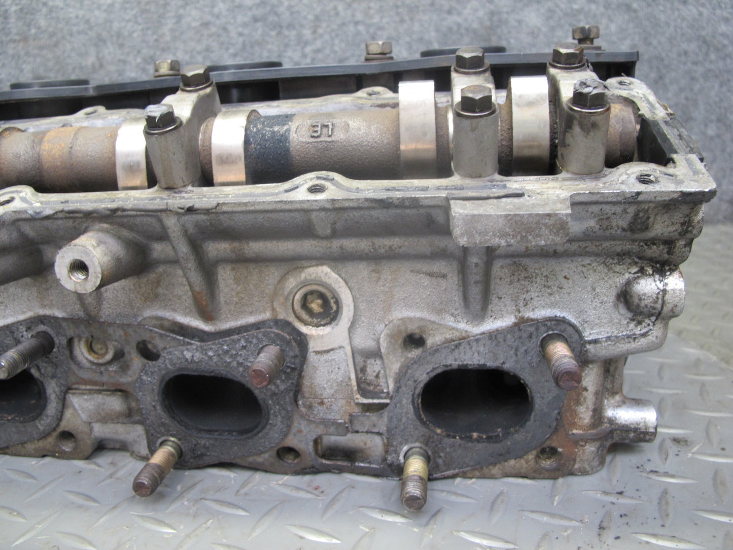 1993 Nissan Z32 300ZX VG30DE M/T Engine Left Cylinder Head w Camshafts 119K OEM