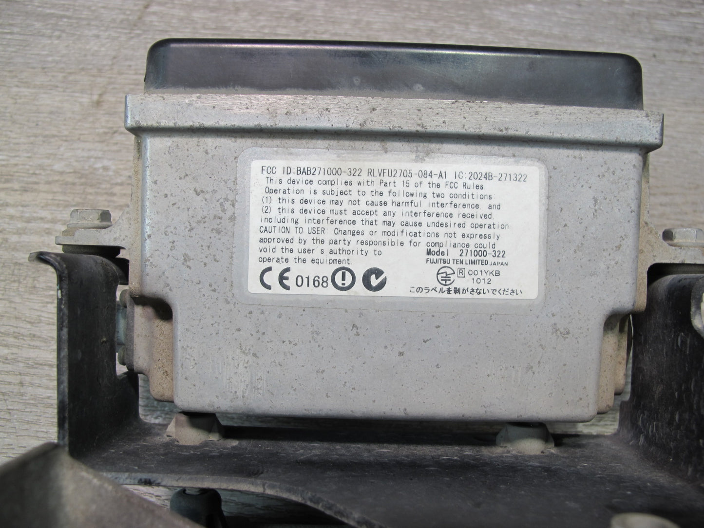 2006-2009 Cadillac XLR  Adaptive Distance Cruise Control Module W/ Bracket