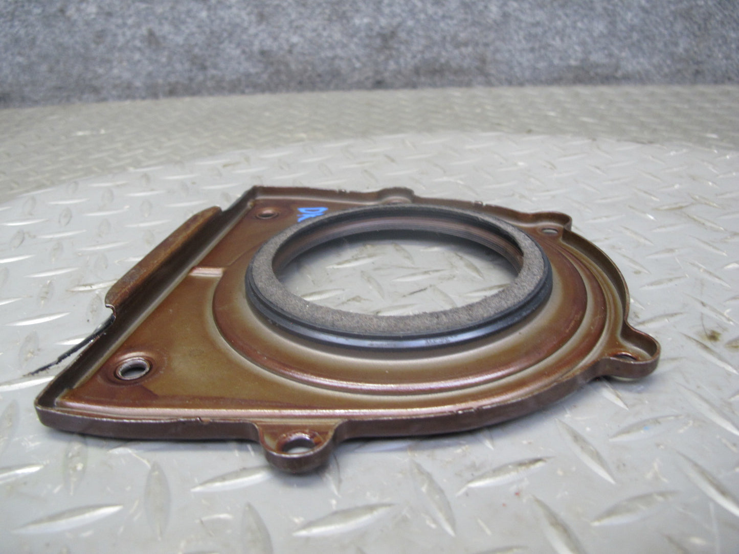 2012-2017 Range Rover Evoque L538 2.0L Engine Rear Oil Seal Housing