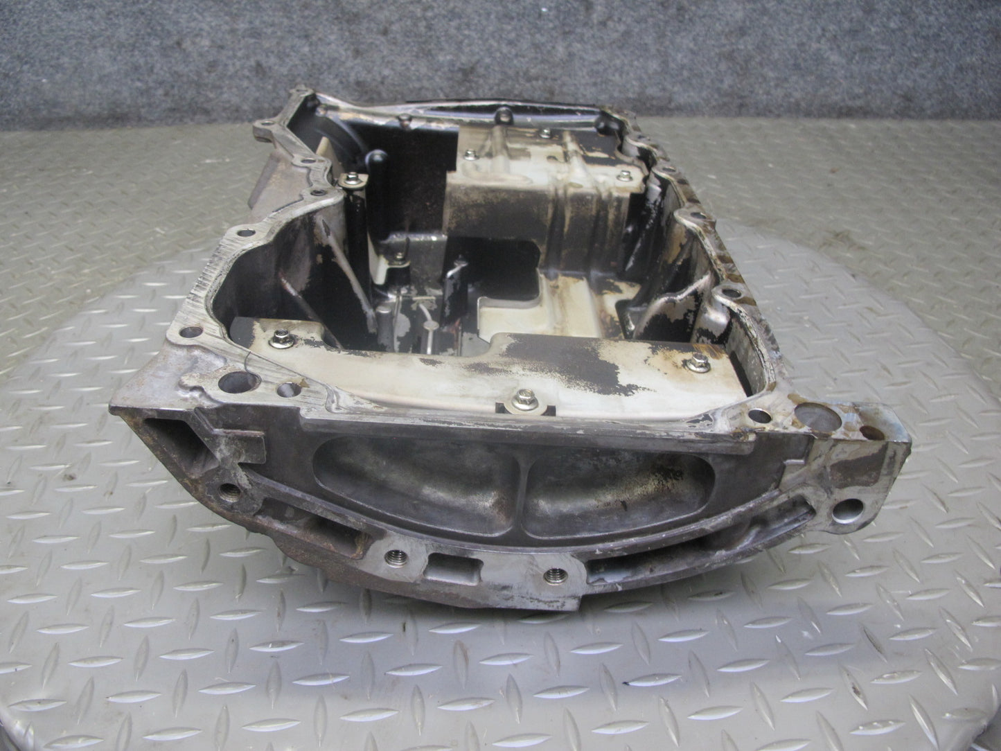 2012-2015 Range Rover Evoque L538 2.0L Engine Lower Oil Pan BJ32E6675AA