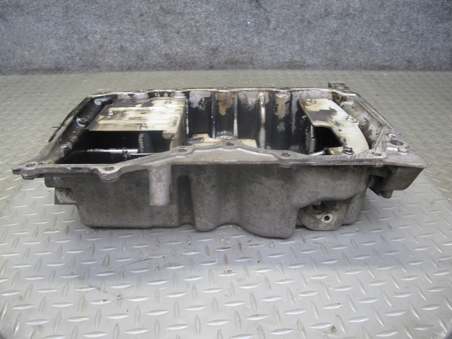2012-2015 Range Rover Evoque L538 2.0L Engine Lower Oil Pan BJ32E6675AA