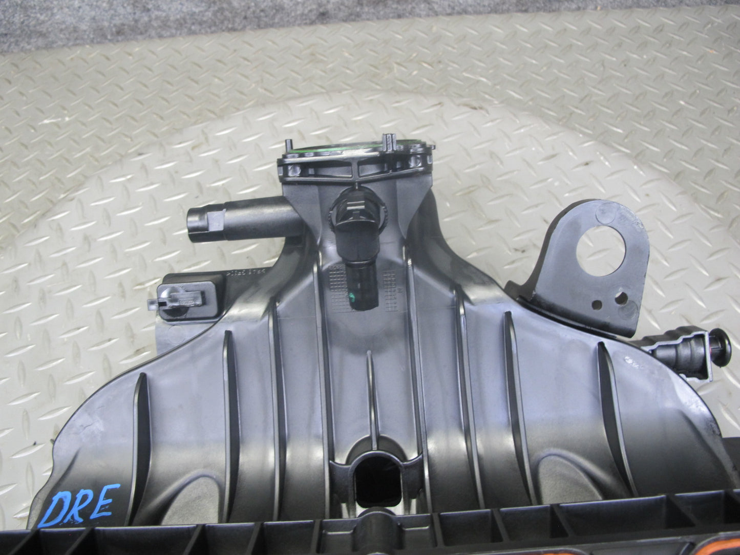 2012-2015 Range Rover Evoque L538 2.0L Intake Manifold AG9G-9424-BH