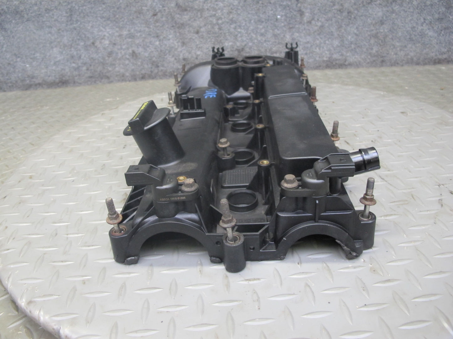 2012-2017 Range Rover Evoque L538 2.0L Cylinder Head Valve Cover