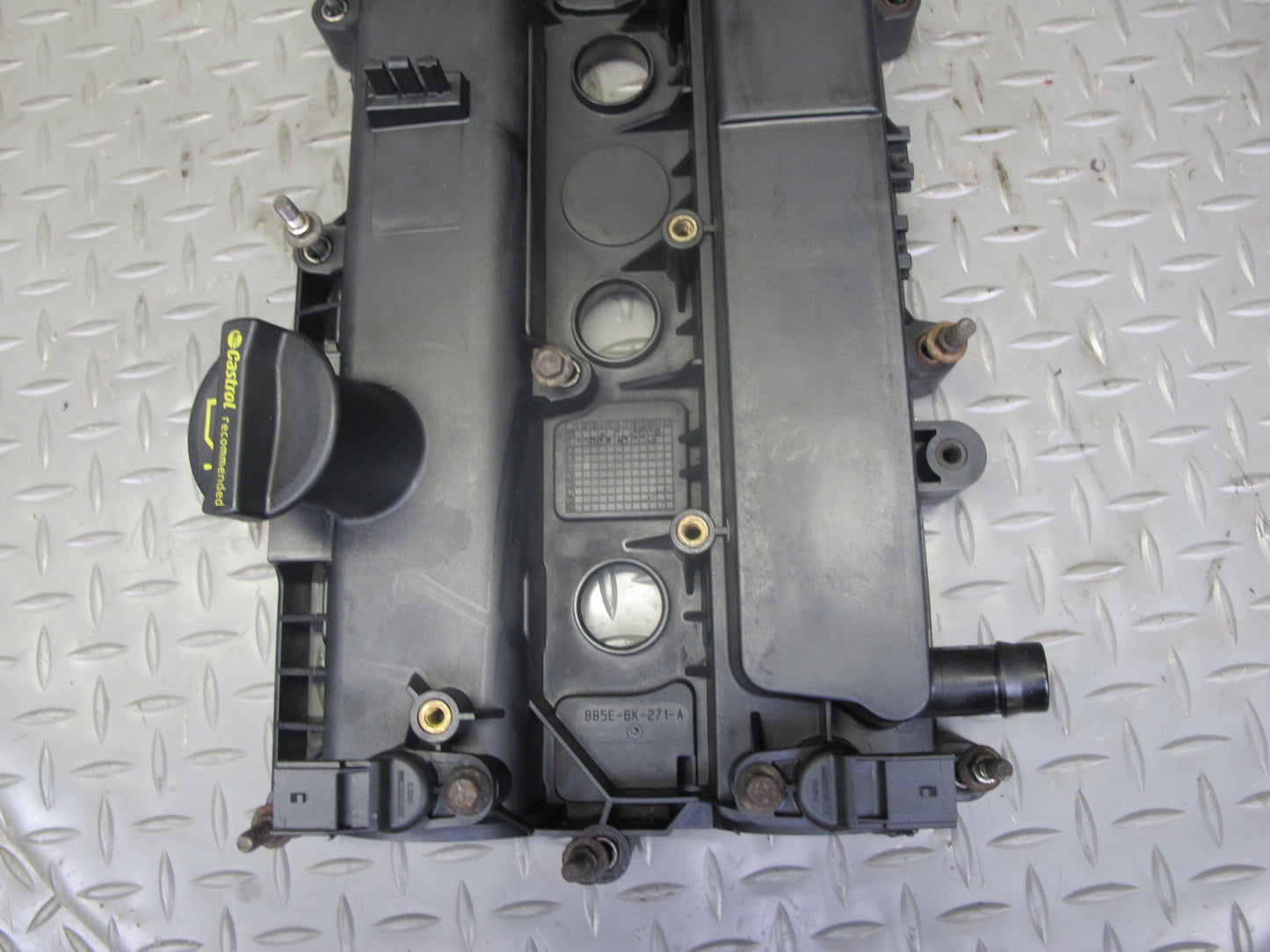 2012-2017 Range Rover Evoque L538 2.0L Cylinder Head Valve Cover