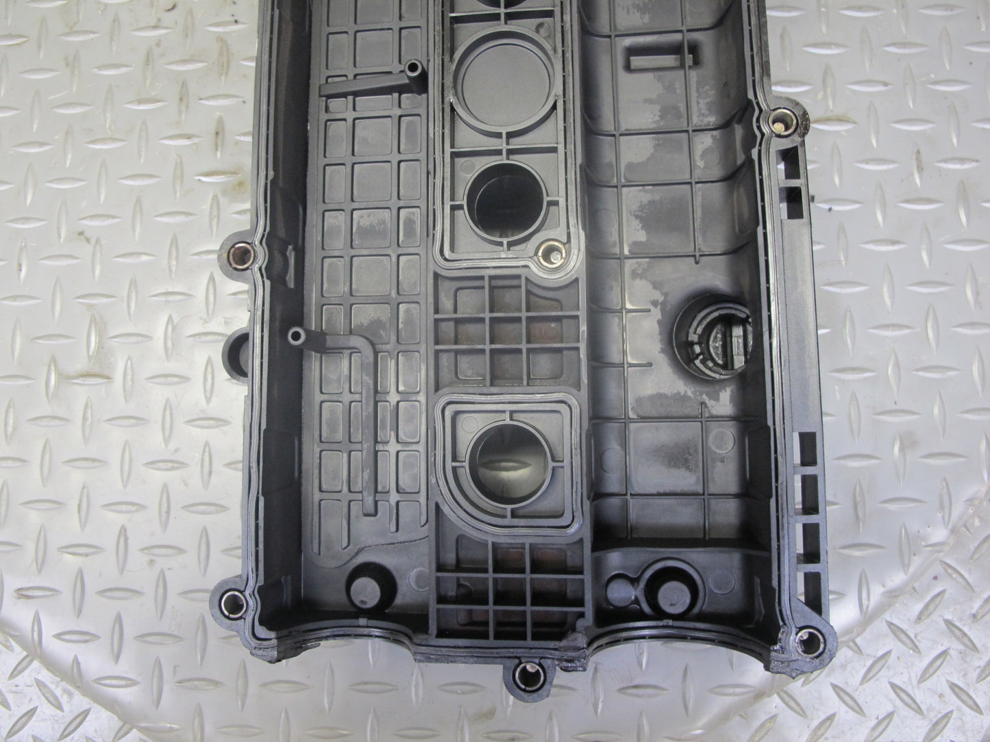 2012-2017 Range Rover Evoque L538 2.0L Cylinder Head Valve Cover