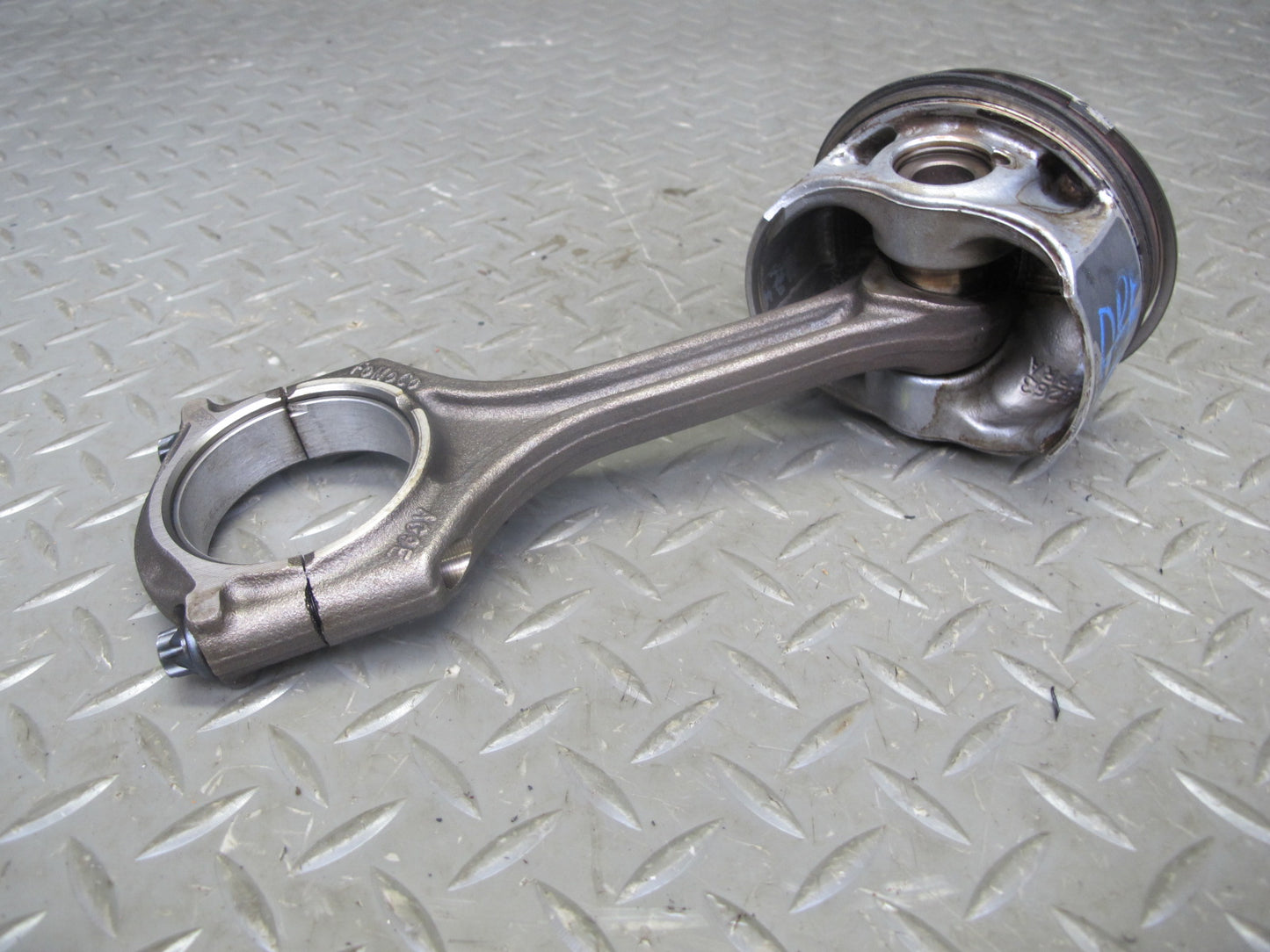 2012 Range Rover Evoque L538 2.0L Tivct Engine Piston Connecting Rod Set of 4