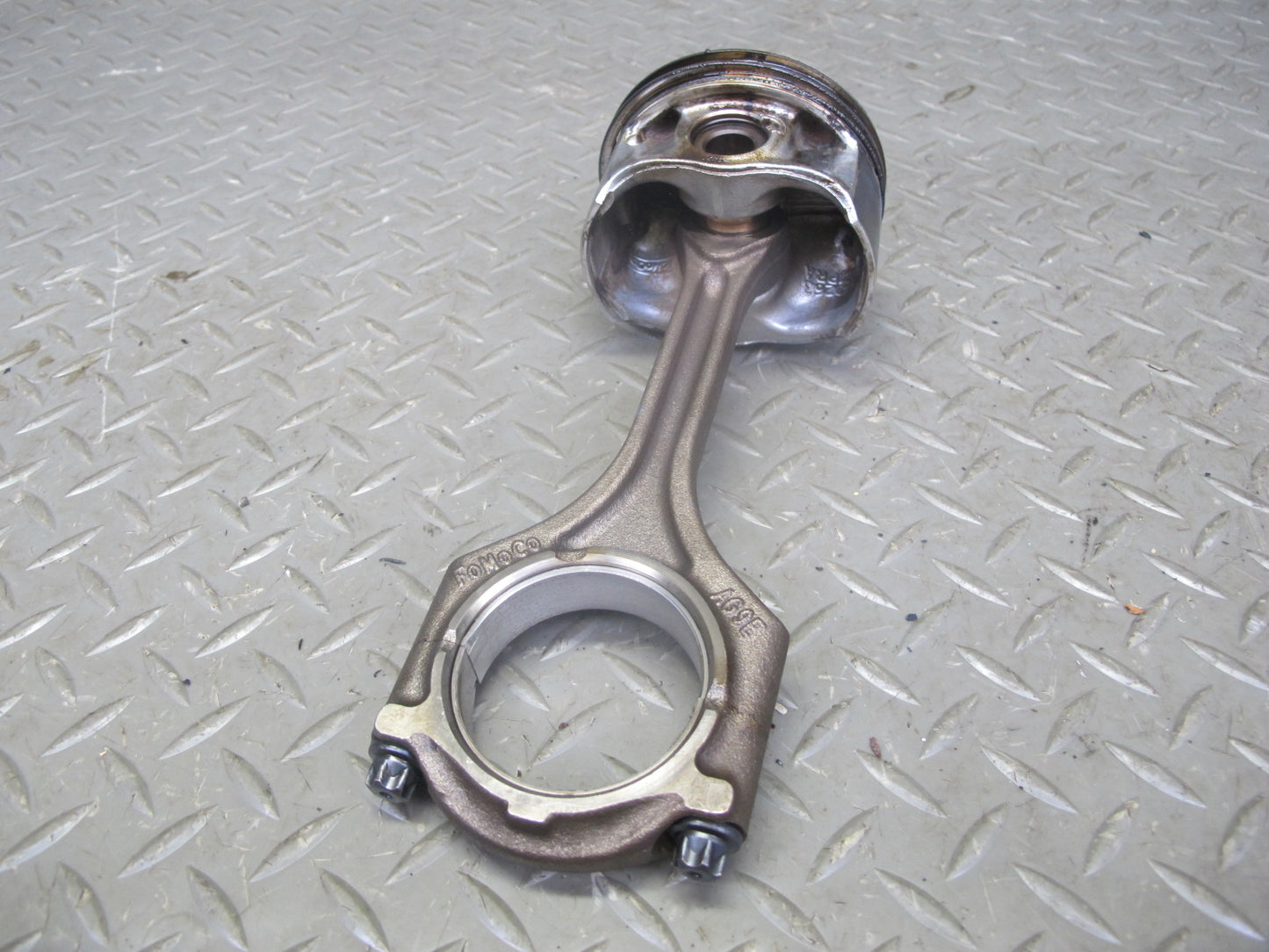 2012 Range Rover Evoque L538 2.0L Tivct Engine Piston Connecting Rod Set of 4