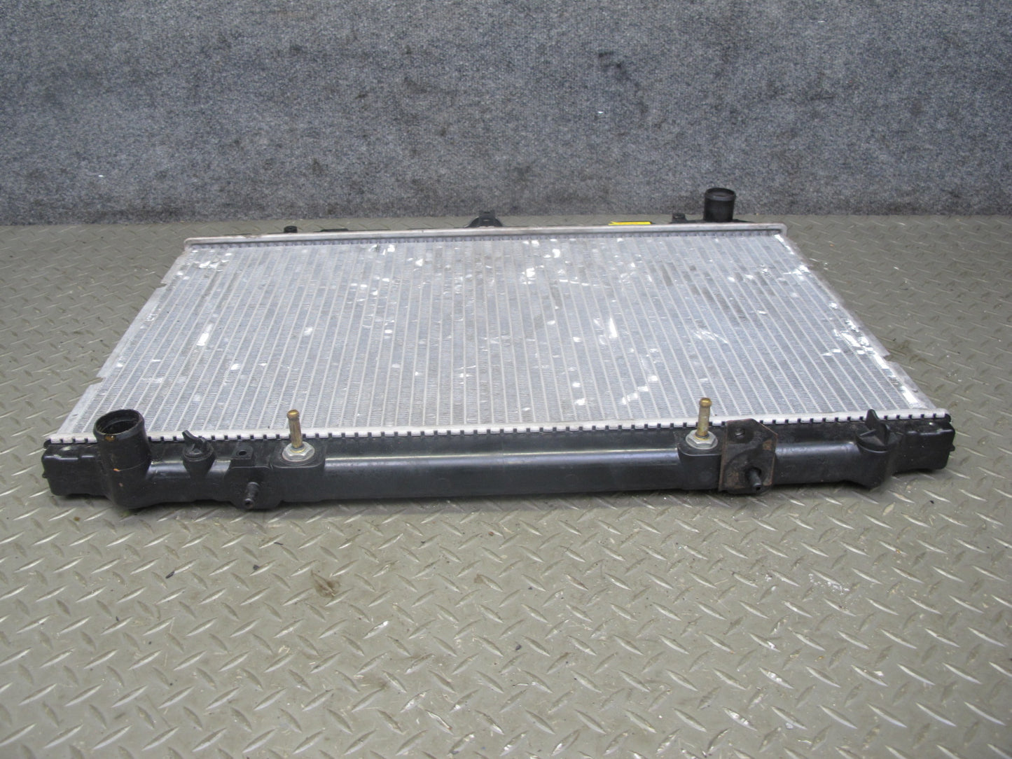 90-96 Nissan Z32 300ZX NON Turbo M/T Engine Cooling Radiator OEM