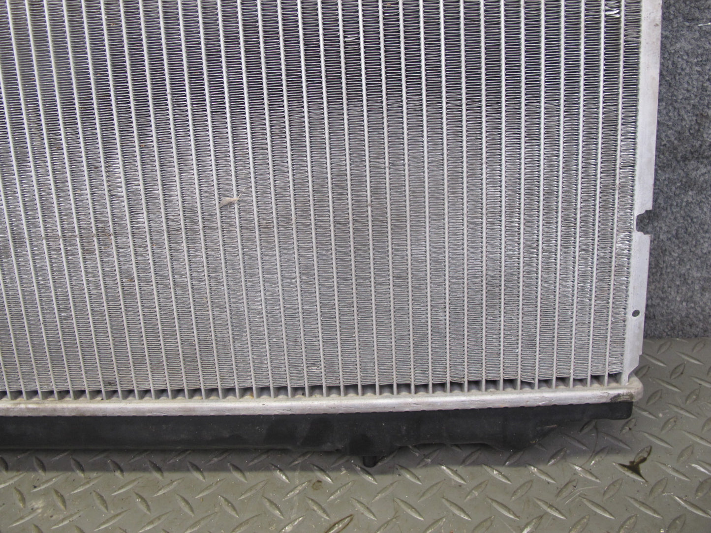 90-96 Nissan Z32 300ZX NON Turbo M/T Engine Cooling Radiator OEM