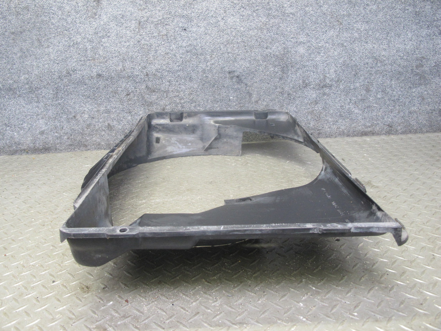 90-96 Nissan 300ZX Z32 NON Turbo Engine Cooling Fan Shroud 21476-30P00 OEM