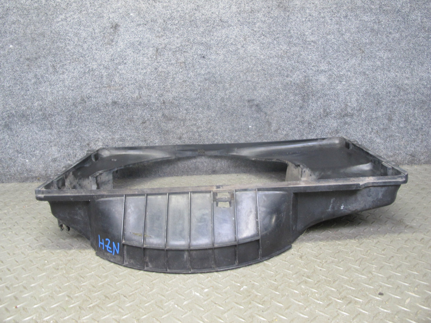 90-96 Nissan 300ZX Z32 NON Turbo Engine Cooling Fan Shroud 21476-30P00 OEM