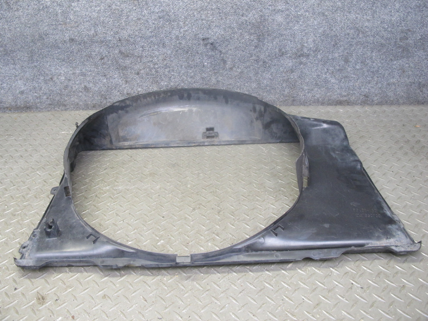 90-96 Nissan 300ZX Z32 NON Turbo Engine Cooling Fan Shroud 21476-30P00 OEM