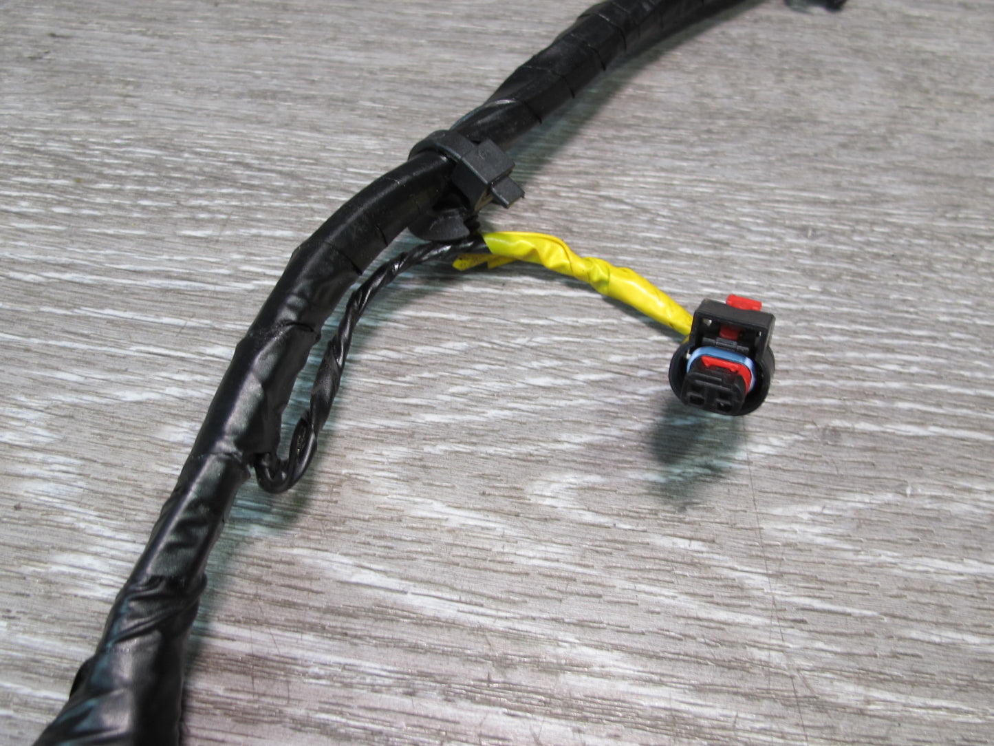 2017-2020 Maserati Levante M161 Front Right Door Wire Wiring Harness 6700323890