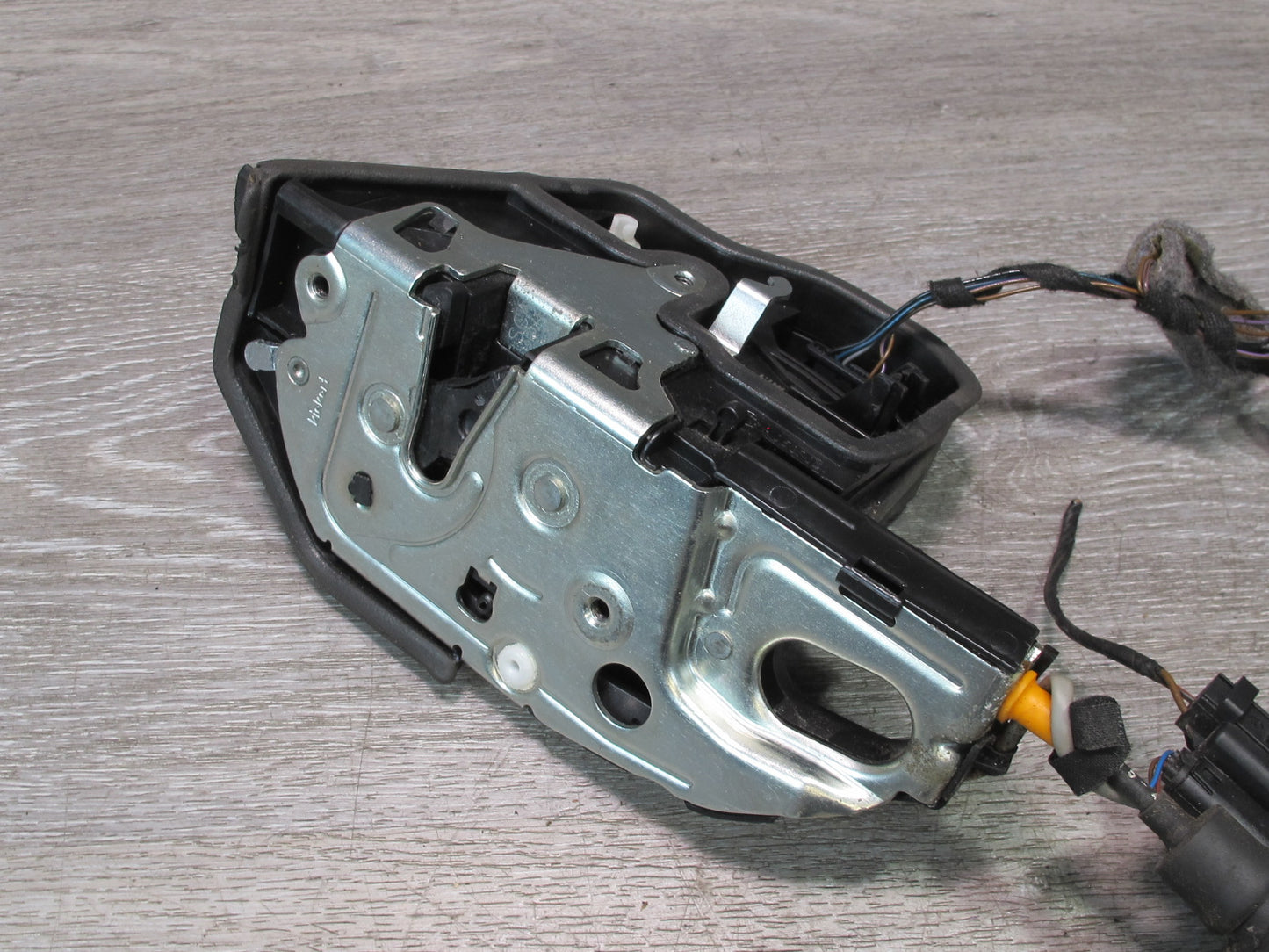 2008-2014 BMW E71 E72 X6 Rear Left Door Lock Latch Actuator w Soft Close