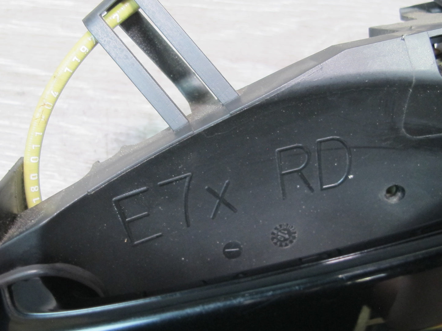 2008-2014 BMW E71 E72 X6 Rear Left Door Exterior Handle w Keyless Entry