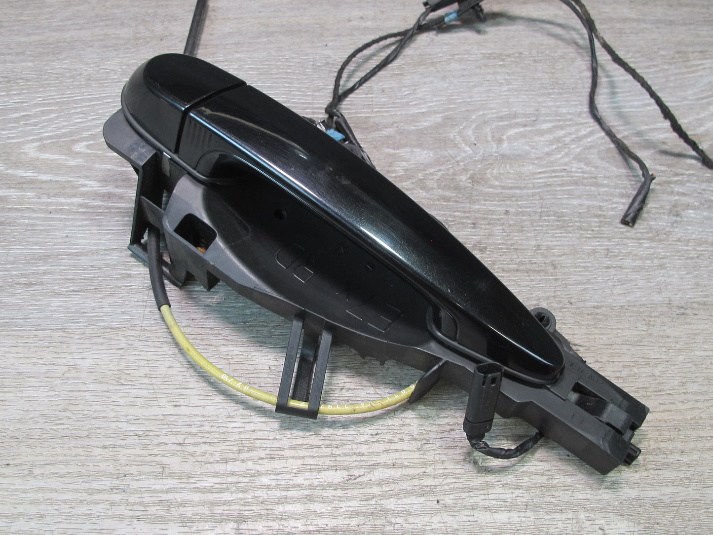 2008-2014 BMW E71 E72 X6 Rear Left Door Exterior Handle w Keyless Entry